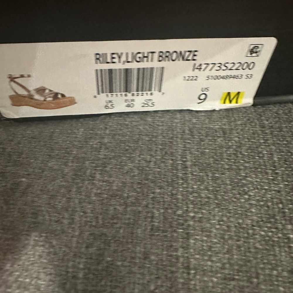 Naturalizer Sandals - Picture 2 of 7